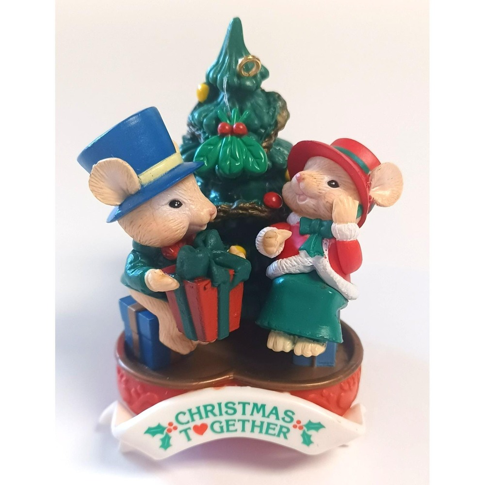 Trevco Mouse Couple Christmas Together Holiday Ornament Vintage Mice in Box